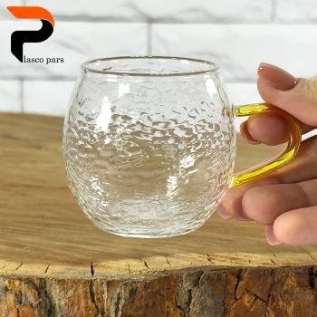 شات قهوه پیرکس دسته طلایی طرح پولکی - Image 2