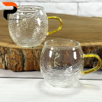 شات قهوه پیرکس دسته طلایی طرح پولکی