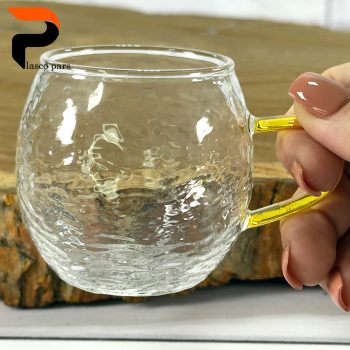 شات قهوه پیرکس دسته طلایی طرح پولکی - Image 7