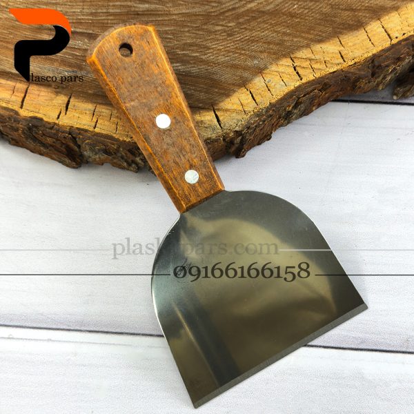 کاردک تیغه پهن فلزی دسته چوبی