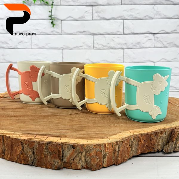 لیوان اسب زیبا