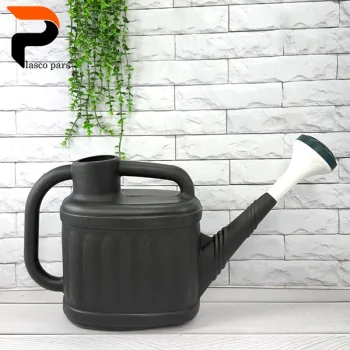 آبپاش باغبانی 4 لیتری نشاط