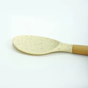 کفگیر تخت گرد سیلیکونی دسته چوبی 3840 کرم وانیلی WP - Image 3